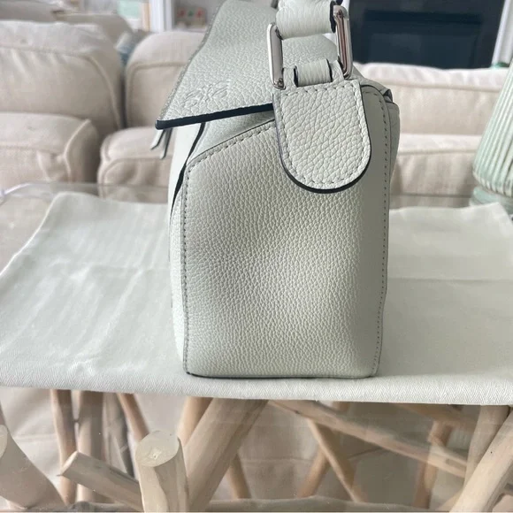 Loewe Small Puzzle Bag in light Celadon - Picture 6 of 14